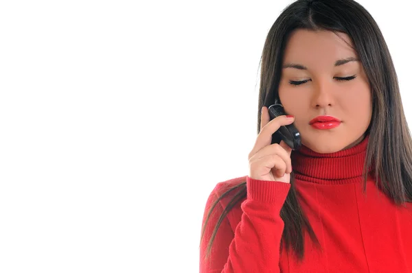 Jonge vrouw praten op mobiele telefoon — Stockfoto
