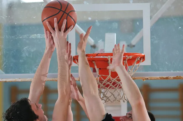 Juego de baloncesto —  Fotos de Stock