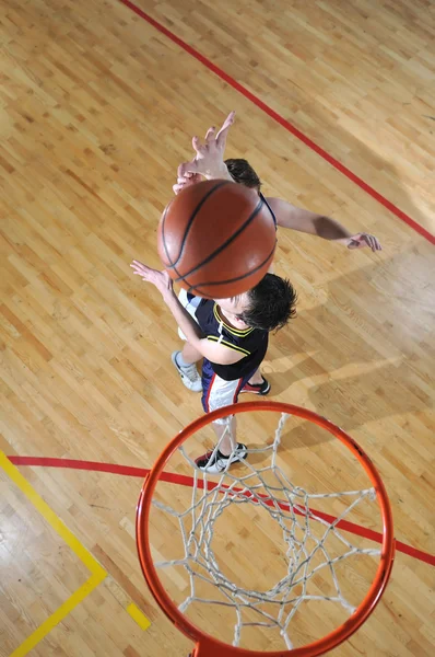 篮球决斗 — 图库照片