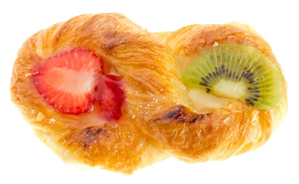 酥皮糕点与猕猴桃和草莓 — 图库照片
