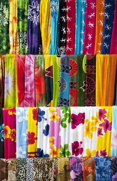 Sarongs para venda — Fotografia de Stock