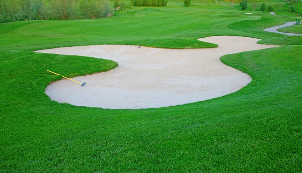 Green Grass Thr Golf Course — Stock Photo, Image