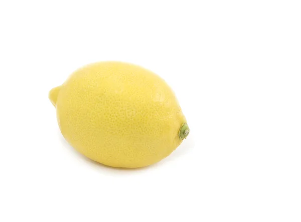 白色底色的黄色柠檬. — 图库照片