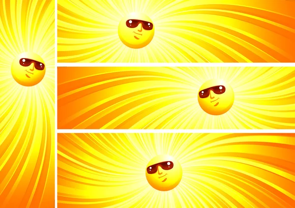 Vier Sommerbanner Mit Lächelnder Cartoon Sonne Sonnenbrille — Stockvektor