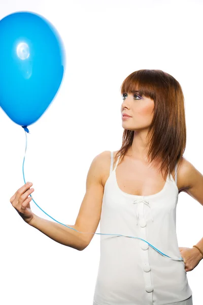 Leende kvinna med ballon — Stockfoto