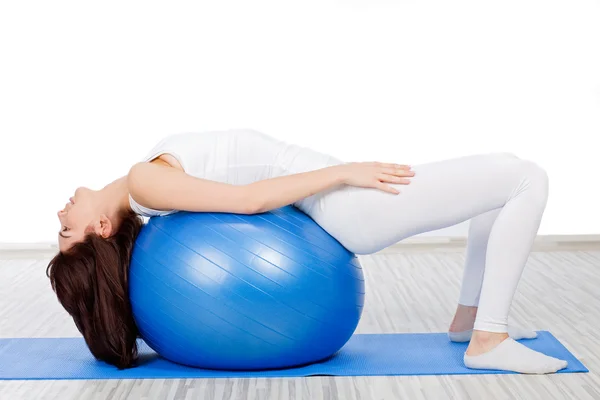 Woman making exercise with fitness ball — Stock Photo, Image