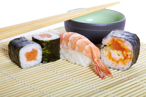 Azjatycki maki sushi — Zdjęcie stockowe