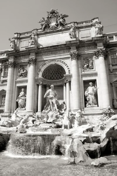 La fontaine de Trevi à Rome, Italie — Photo