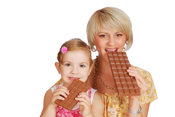 Mutter und Tochter mit Schokolade — Stockfoto