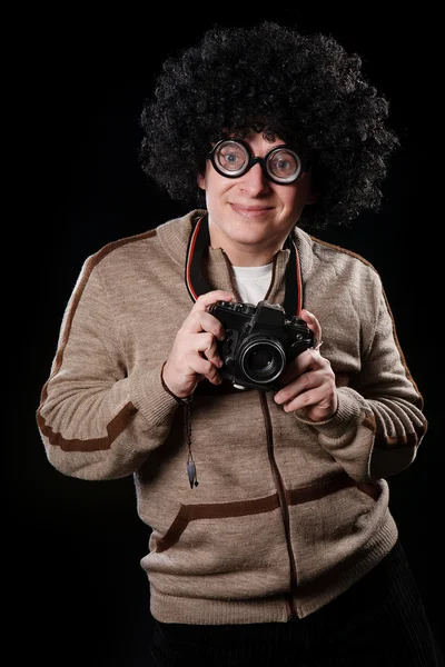 Αστείος τύπος με μια φωτογραφική μηχανή — Φωτογραφία Αρχείου
