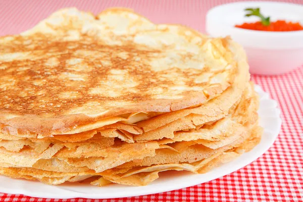 Pancakes with caviar — Stock Photo, Image