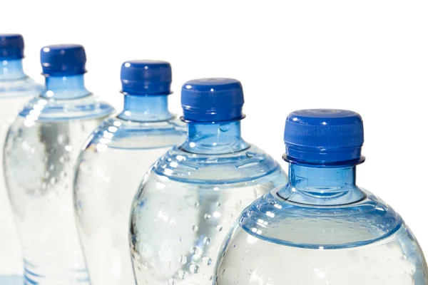 Fila di acqua in bottiglia — Foto Stock