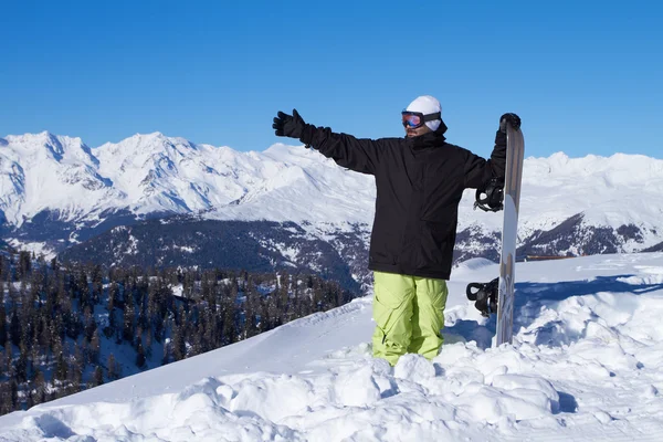 Snowboarder in de Dolomieten — Stockfoto