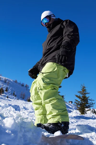 Snowboardzista w Dolomitach — Zdjęcie stockowe