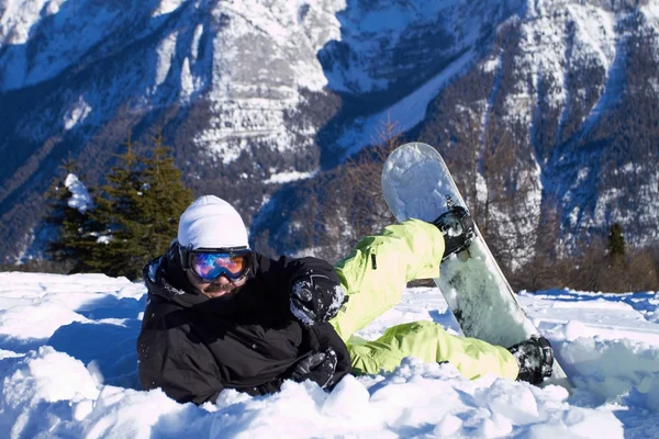 Snowboarder in den Dolomiten — Stockfoto
