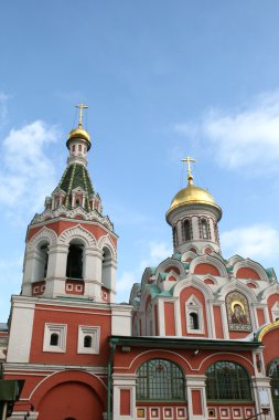 Kilisede Moskova Kızıl Meydan