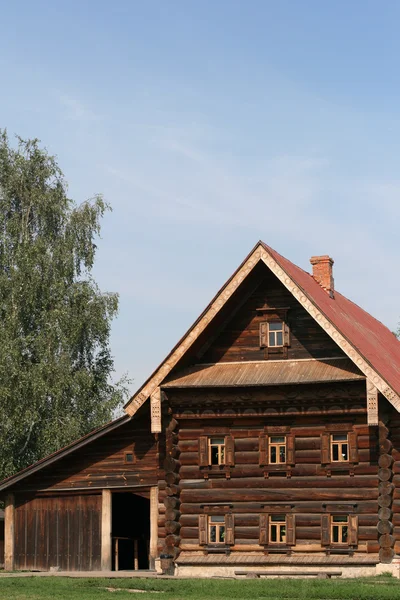スーズダリ ロシアの古い木造住宅 — ストック写真