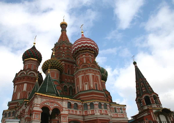 Saint basil kathedraal op het Rode plein in Moskou — Stockfoto