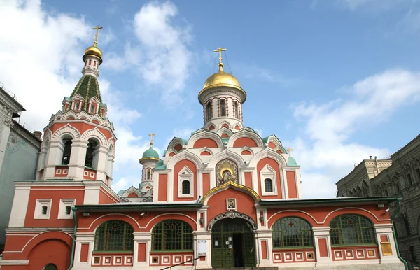 Kerk op het Rode plein in Moskou — Stockfoto