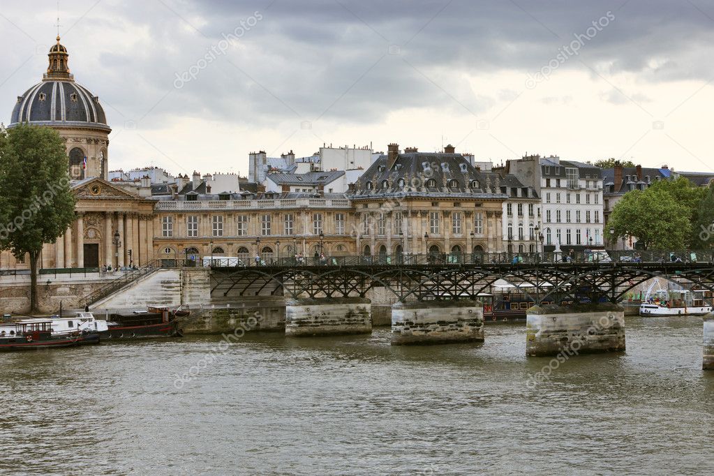 Pont des Arts and L'Institut de France.