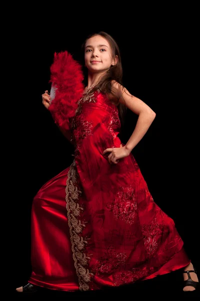 Kırmızı Yelpaze Elbise Giymiş Güzel Bir Kızın Portresi Diğer Resimlere — Stok fotoğraf