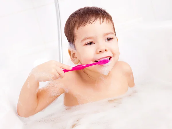 Spazzolatura denti bambino — Foto Stock