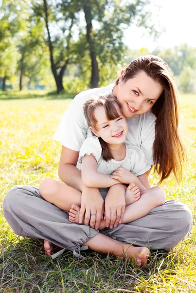 Beautiful Young Mother Her Daughter Park Sunny Autumn Day — Stock Photo, Image