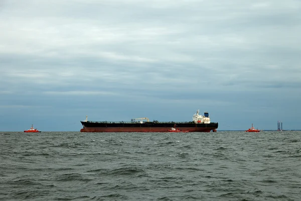 Petrolero en el mar — Foto de Stock