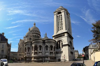 Sacre Coeur, Montmartre, Paris blue sky backgrount. clipart