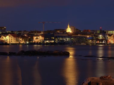 gece görüş şehir merkezi stavanger, Norveç.