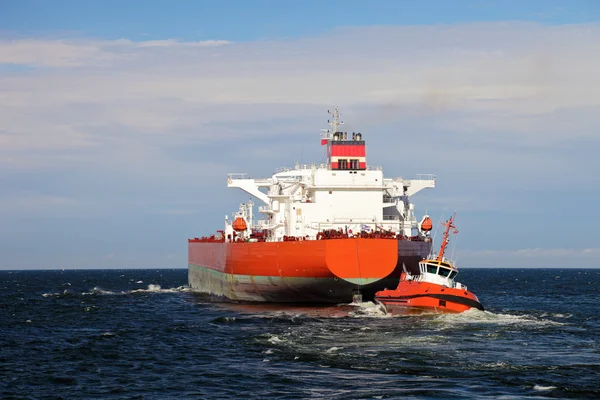 Maneuvers at sea — Stock Photo, Image