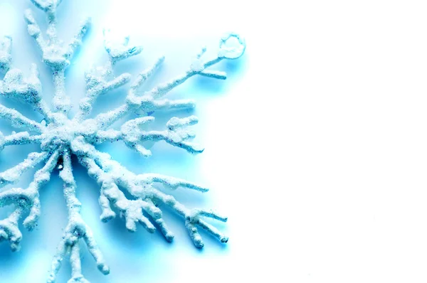 Schneeflocke. Weihnachtlicher Hintergrund — Stockfoto
