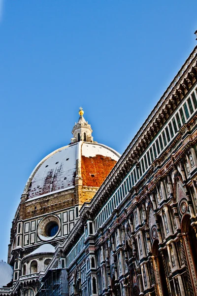 佛罗伦萨、 圆顶 — 图库照片