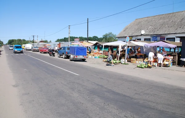 Pohled na trhu v chatrči, Ukrajina. — Stock fotografie