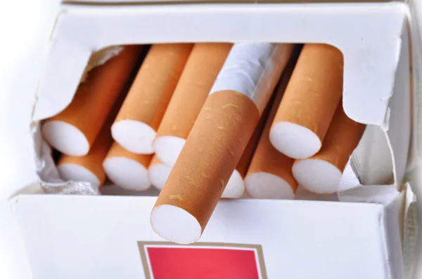Cigarette in pack, close-up. — Stock Photo, Image