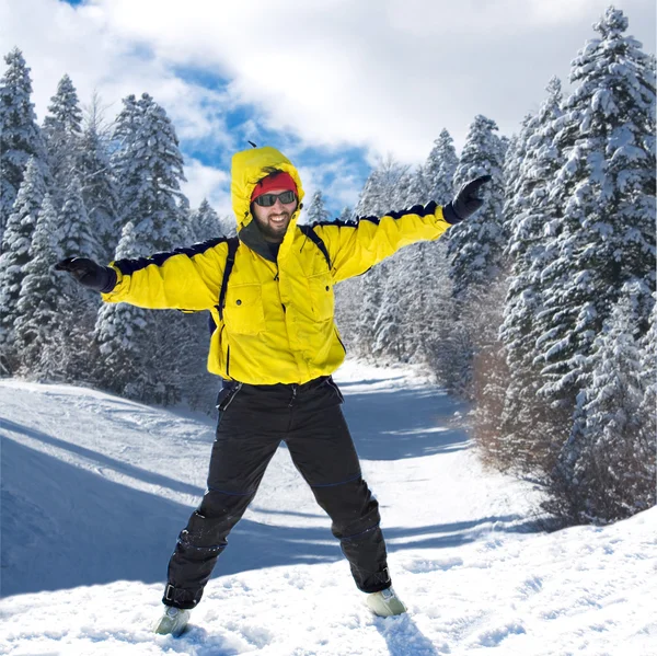 Skier on high mountain — Stock Photo, Image