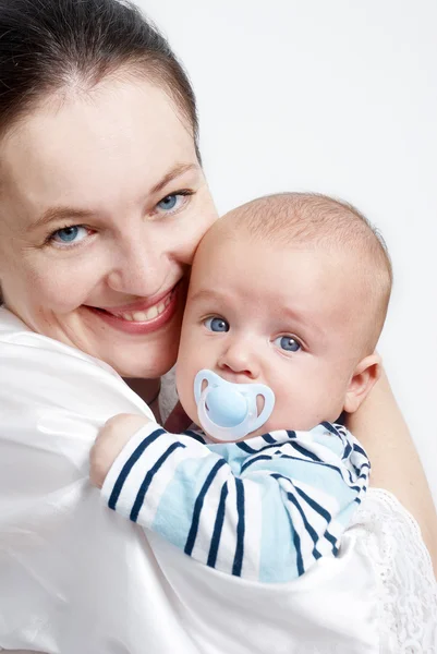 행복 한 어머니와 아기 초상화 — 스톡 사진