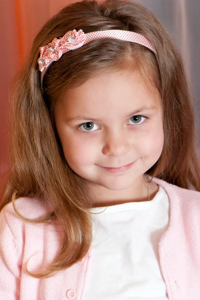 Portrait adorable little girl — Stock Photo, Image