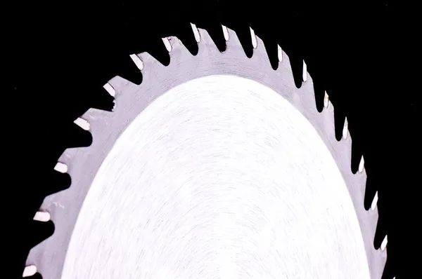 Цилиндрический пильный диск — стоковое фото