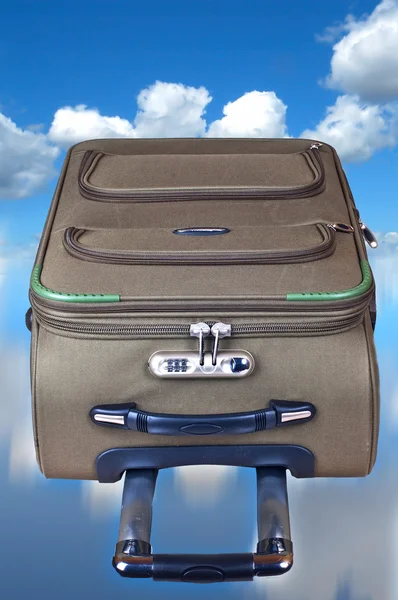 Suitcase in the sky — Stock Photo, Image