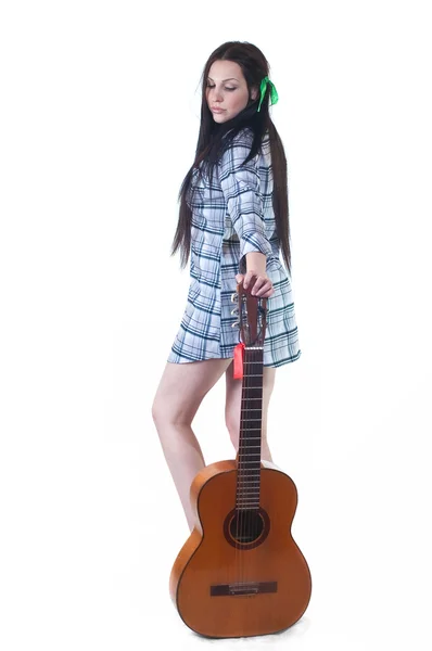 Dziewczyna z gitarą — Zdjęcie stockowe