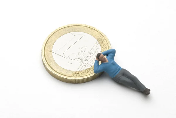 Euro üzerinde uyuyor — Stok fotoğraf