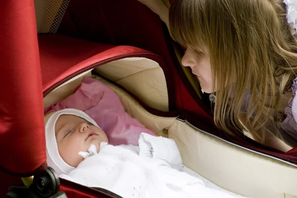 Sova i barnvagnen — Stockfoto