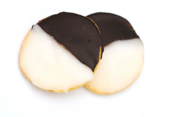 Zwart Wit Cookies Geïsoleerd Een Witte Achtergrond — Stockfoto