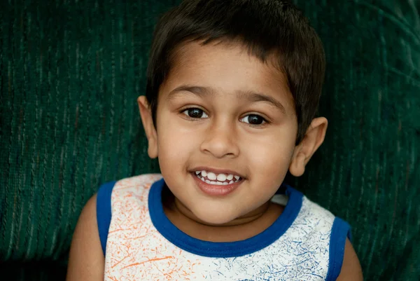 Ένα Όμορφο Ινδική Παιδί — Φωτογραφία Αρχείου