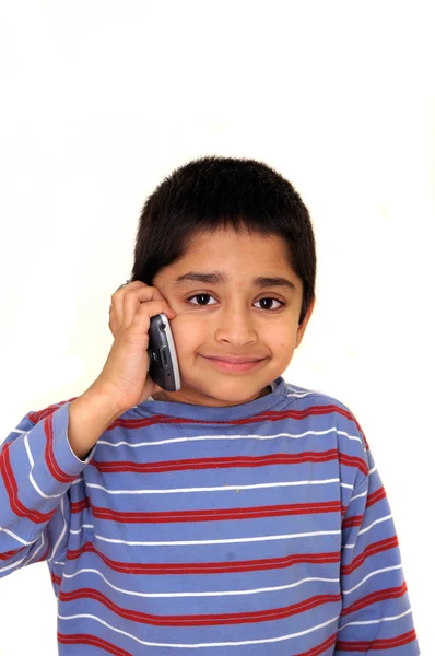Ένα Όμορφο Ινδική Παιδί Μιλάμε Στο Τηλέφωνο — Φωτογραφία Αρχείου