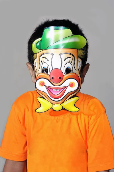 Enfant Maternelle Portant Masque Clown — Photo