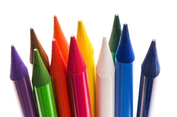 흰색 배경 위에 다채로운 펜의 컬렉션 — 스톡 사진