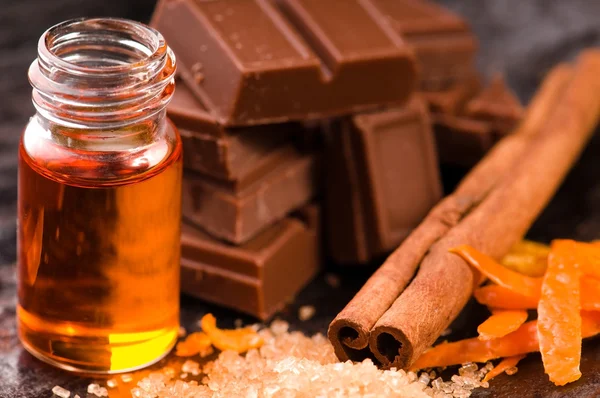 Chocolate with orange and cinnamon — Stock Photo, Image