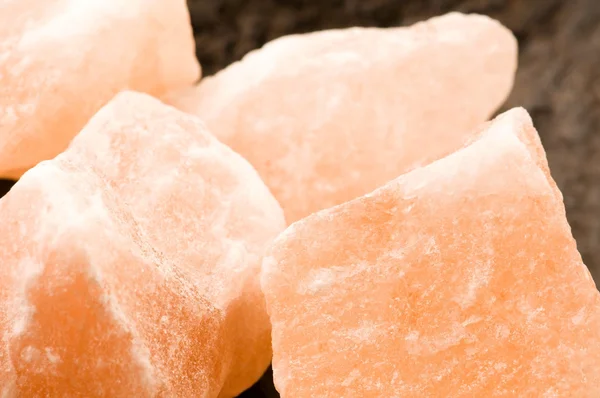 Růžová sůl majestátem. minerální — Stock fotografie